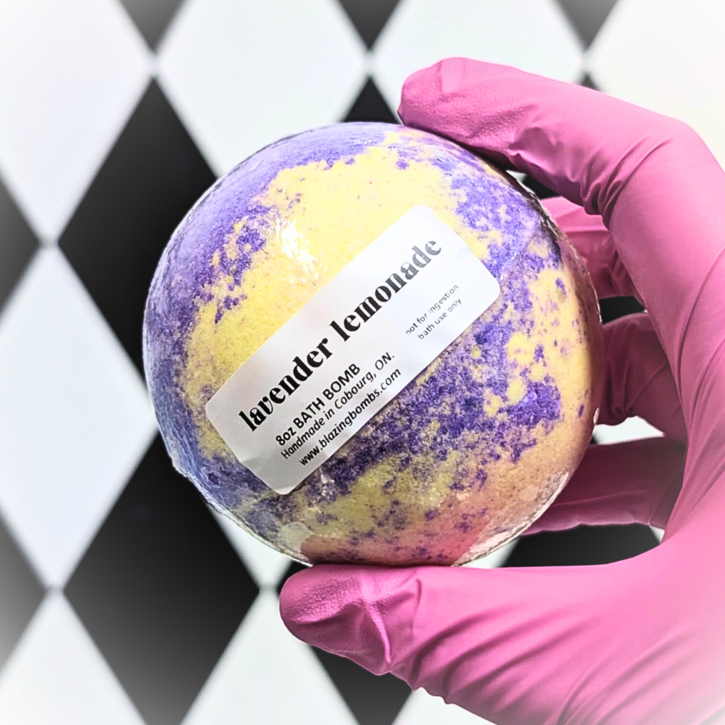 Lavender Lemonade 8.5oz Large Bath Bomb