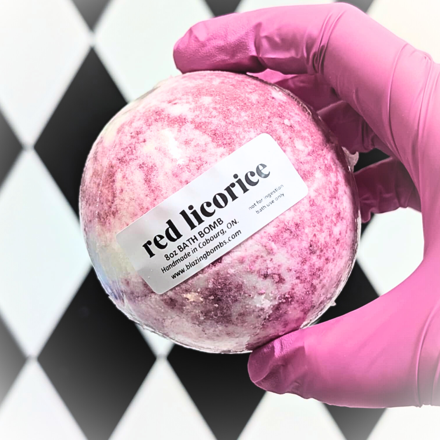 Red Licorice 8.5oz Large Bath Bomb